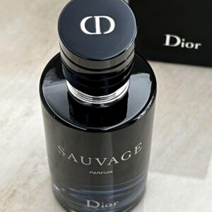 SAUVAGE PARFUM (Dior)